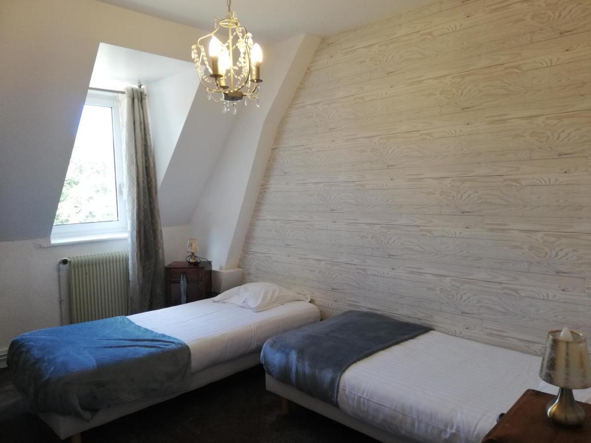Saint-Cirgues-sur-Couze Chateau Les 4 Saisons מראה חיצוני תמונה
