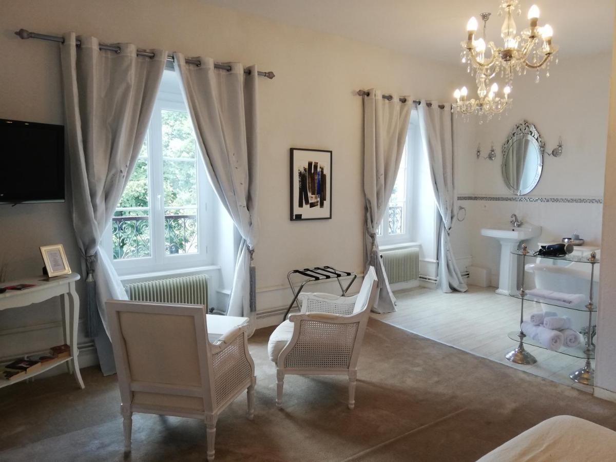 Saint-Cirgues-sur-Couze Chateau Les 4 Saisons מראה חיצוני תמונה
